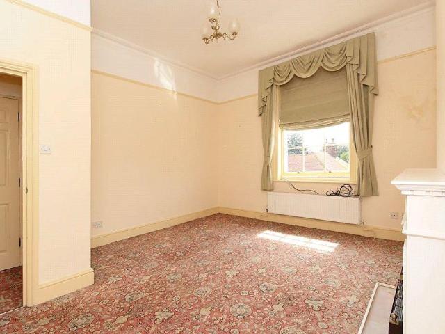 Apartment for rent in Regent Quay, Oad Street