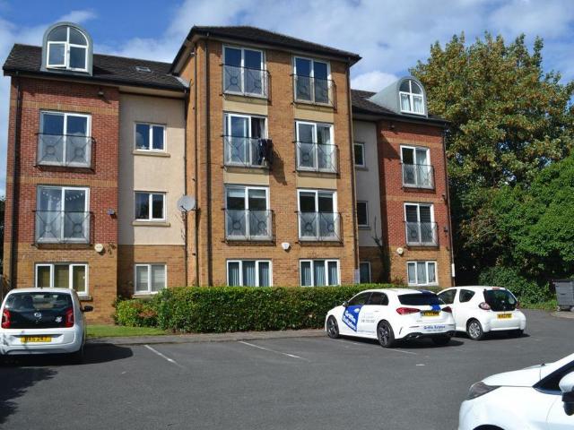 Flat for rent in Gorse Hill, Trafford Park