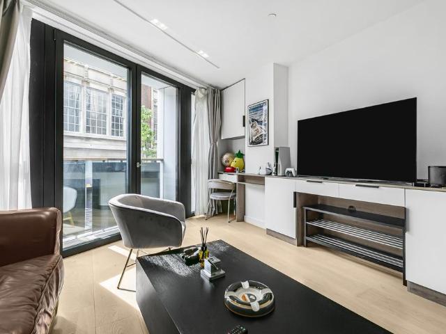 Flat for rent in St Clement Danes, Greater London
