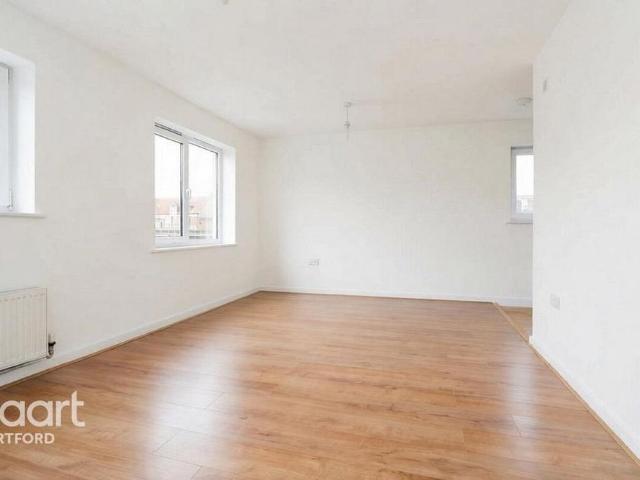 Apartment for rent in Brooklands, Monks Orchard
