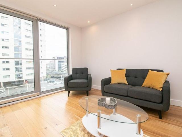 Apartment for rent in Castle Quarter, Cardiff