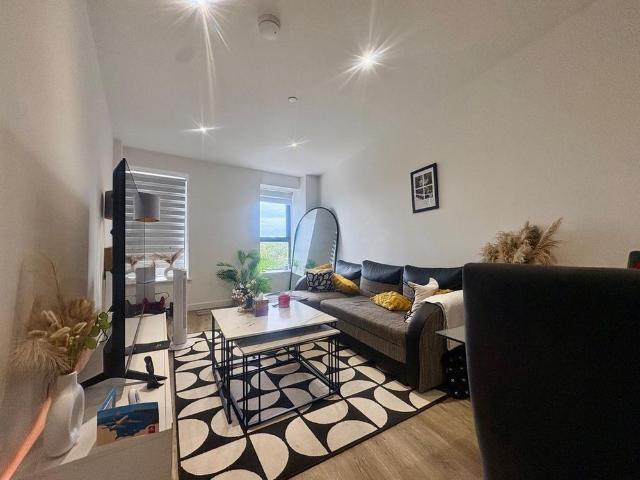 Apartment for rent in Ferndale, Swindon
