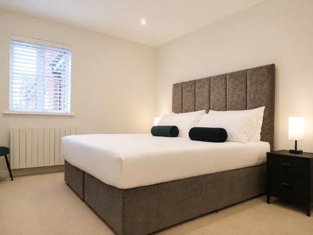 Flat for rent in St Thomas', The Slade