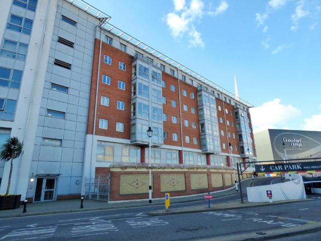 Flat for rent in Portsea, City Of Portsmouth