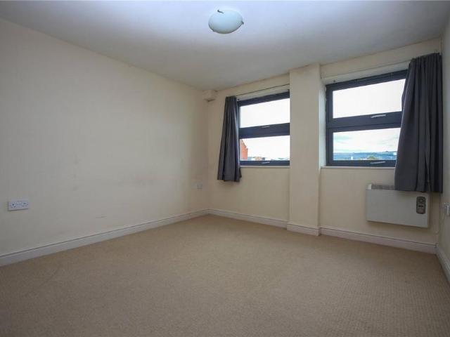 Apartment for rent in Ewens Farm, Golden Valley