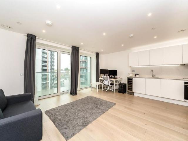 Apartment for rent in Glyndon, Shooters Hill