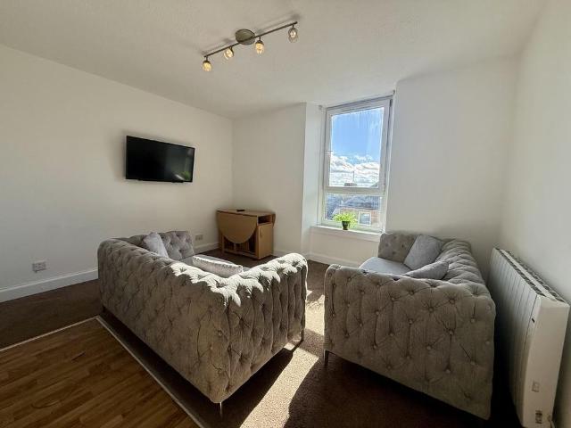 Apartment for rent in Hilltown, Scotland