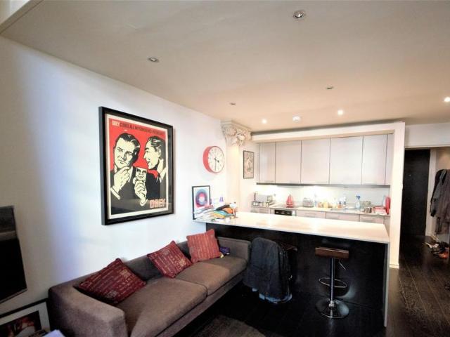 Apartment for rent in South Hampstead, Greater London