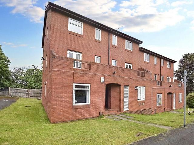 Flat for rent in Little London, West Yorkshire