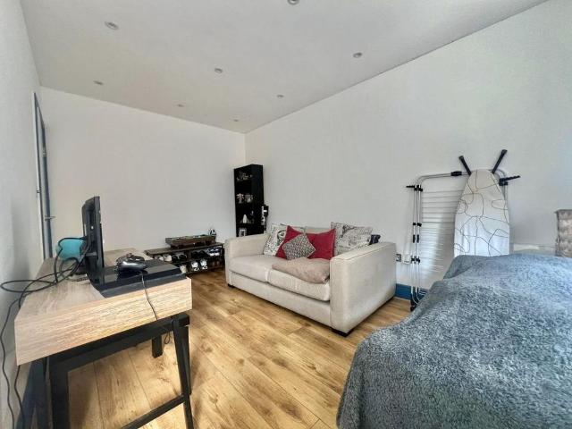 Apartment for rent in East Bank, Norfolk