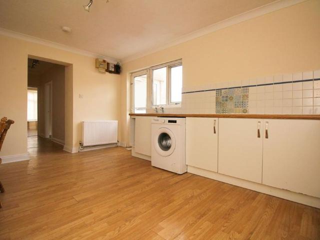 Apartment for rent in Pontyclun, Wales