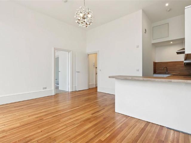 Apartment for rent in North Kelvinside, Glasgow