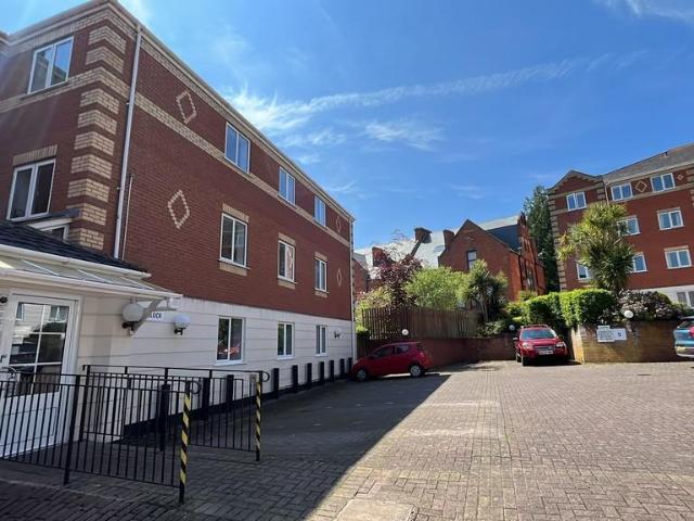 Flat for rent in Watergate, Devon