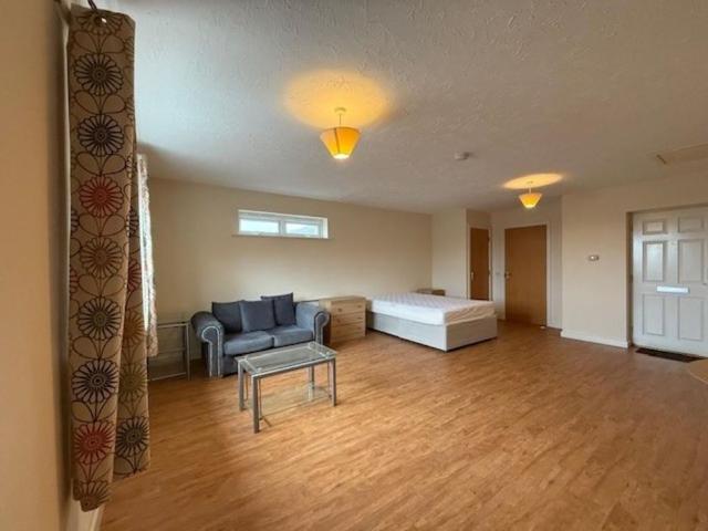 Apartment for rent in Hammond Street