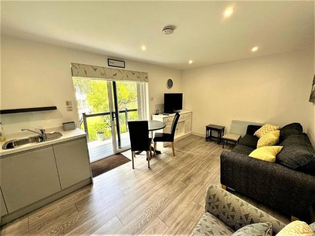 Apartment for rent in Poverest, Greater London