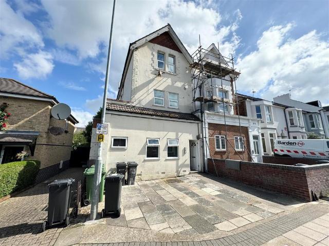 Flat for rent in Southsea, City Of Portsmouth