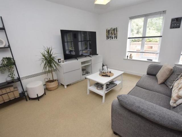Apartment for rent in Egginton, East Midlands