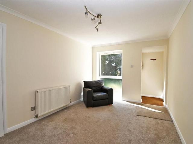 Apartment for rent in Lychpit, Priest Down