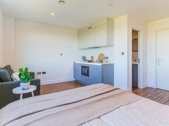 Apartment for rent in Wharfside, Trafford Park