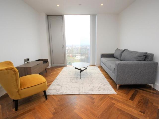 Flat for rent in City Centre, Georgia