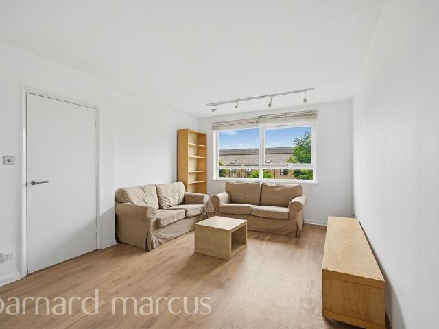Apartment for rent in Friern Barnet, Greater London