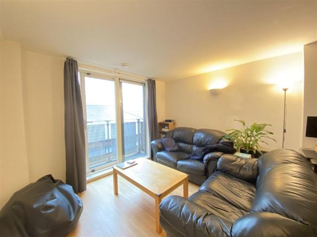 Apartment for rent in Petersfield, Manchester