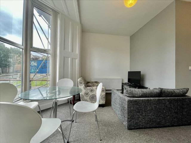 Flat for rent in Greenbank, Mount Wise