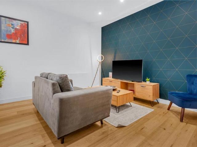 Apartment for rent in London Borough of Hounslow, Osterley