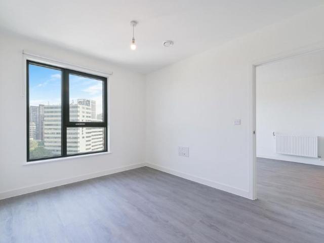 Apartment for rent in Sudbury, Greater London