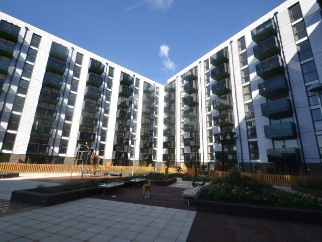 Flat for rent in London Borough of Lewisham, Deptford