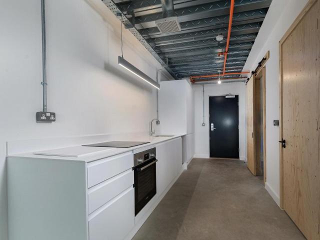 Flat for rent in Richmond Hill, West Yorkshire