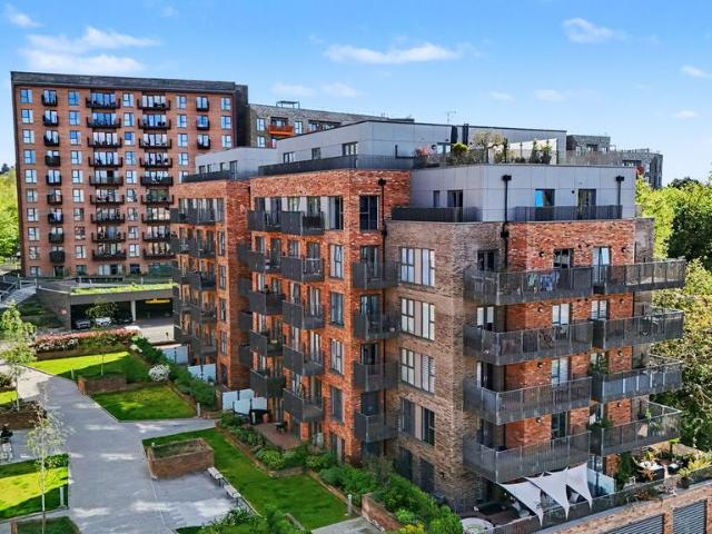 Flat for rent in Ringlestone, Midway