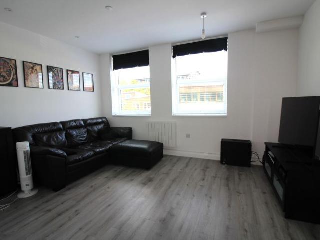 Flat for rent in Solihull, Elmdon Heath