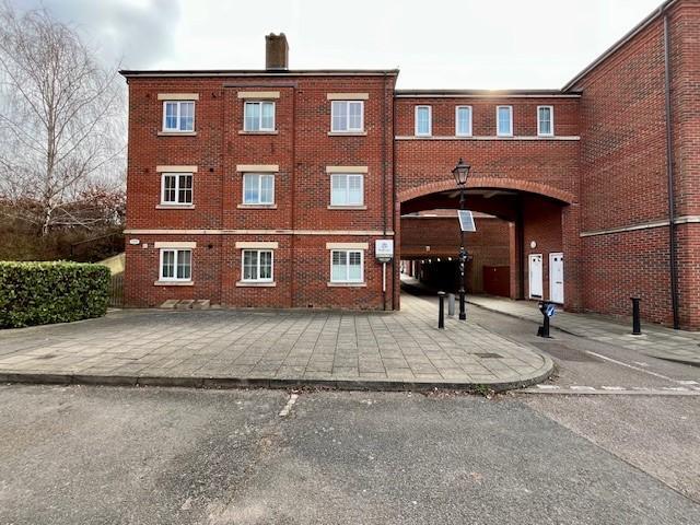 Flat for rent in Coldharbour, Buckinghamshire