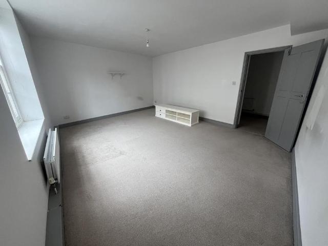 Apartment for rent in New Town, Alverton