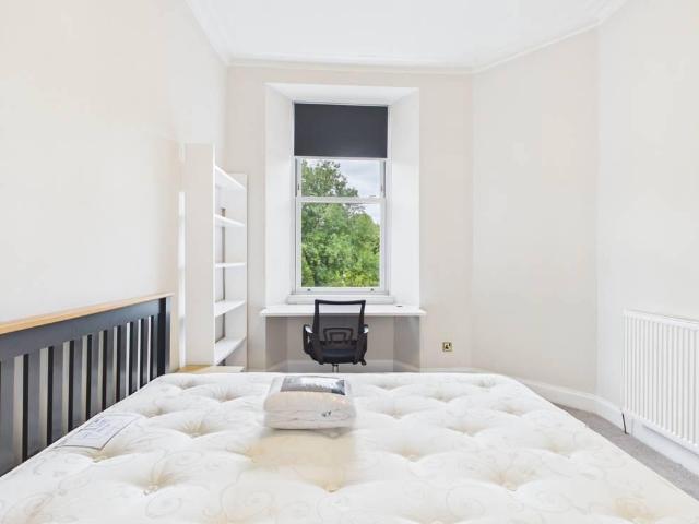 Apartment for rent in Comiston, Scotland