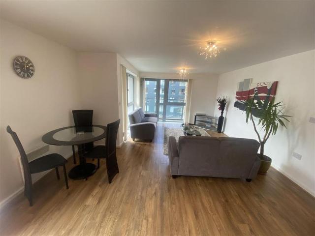 Apartment for rent in Ordsall, Salford