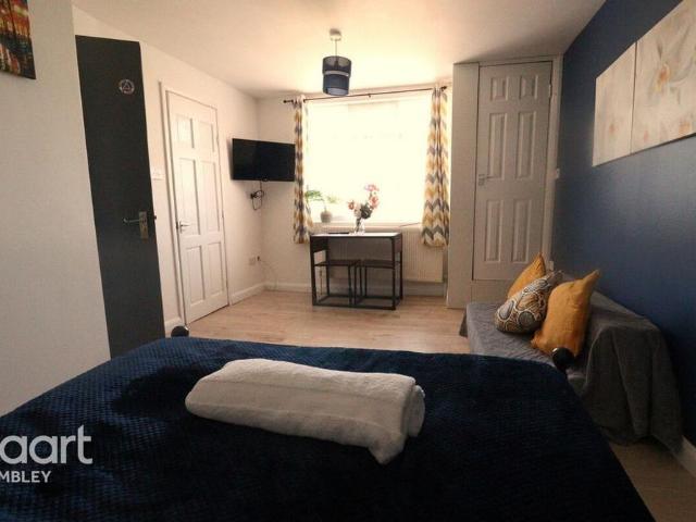 Apartment for rent in South Woodford, Greater London