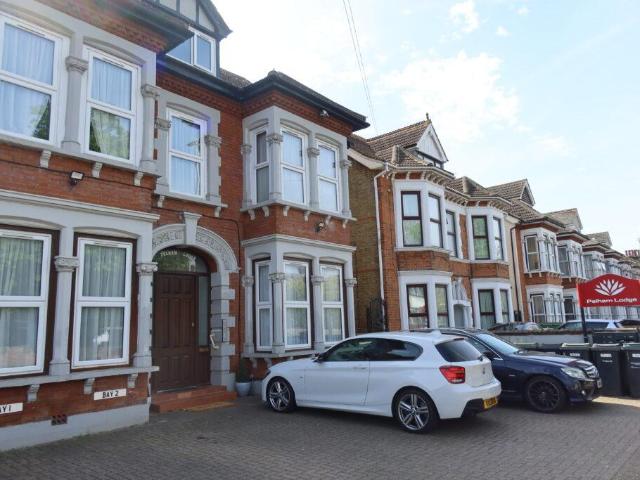 Flat for rent in Kings Farm, Hamerton