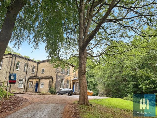 Flat for rent in Netherton, West Yorkshire