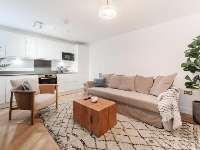 Apartment for rent in Two Mills, Cheshire