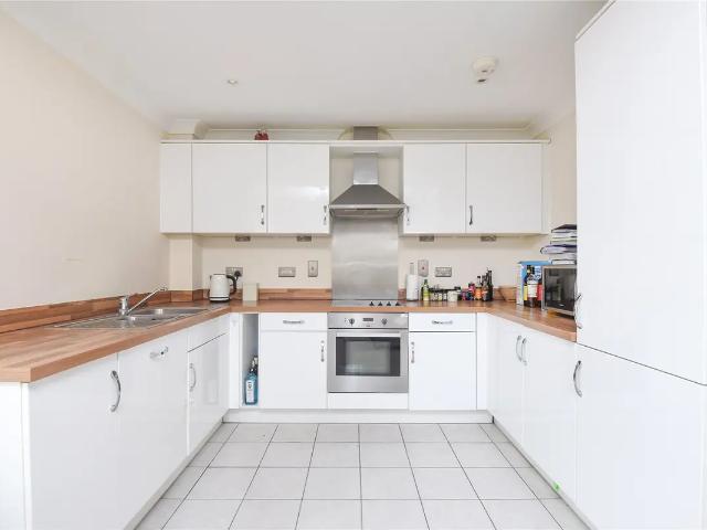 Apartment for rent in Tachbrook Estate, Greater London