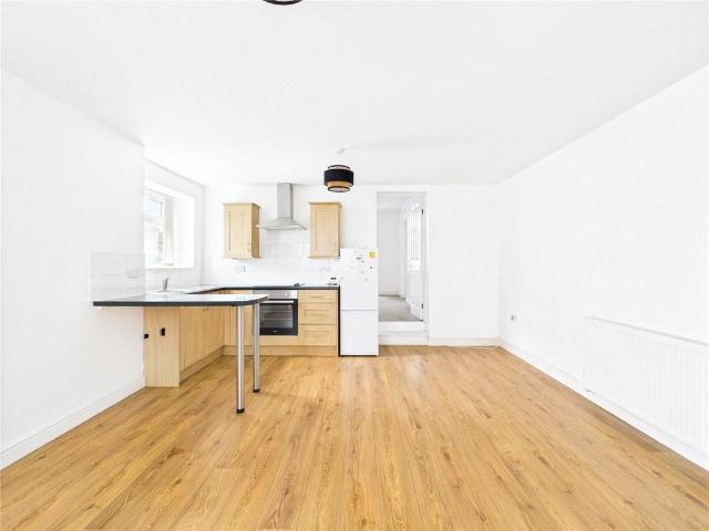 Flat for rent in Feckenham, City Of Bristol