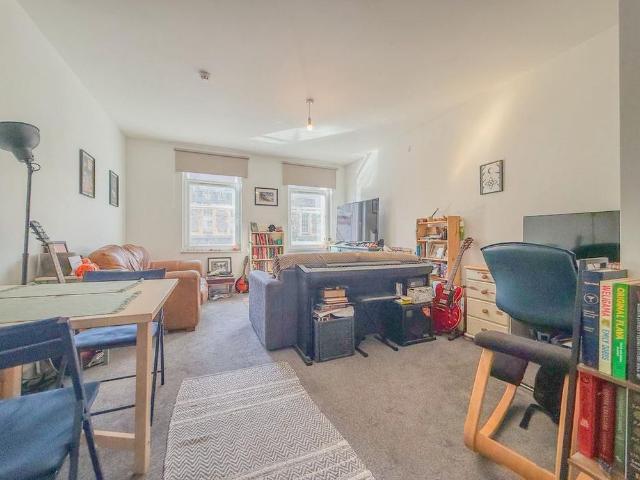 Apartment for rent in Feckenham, City Of Bristol