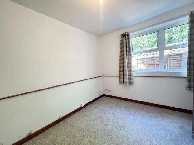 Apartment for rent in Vinters Park, Midway