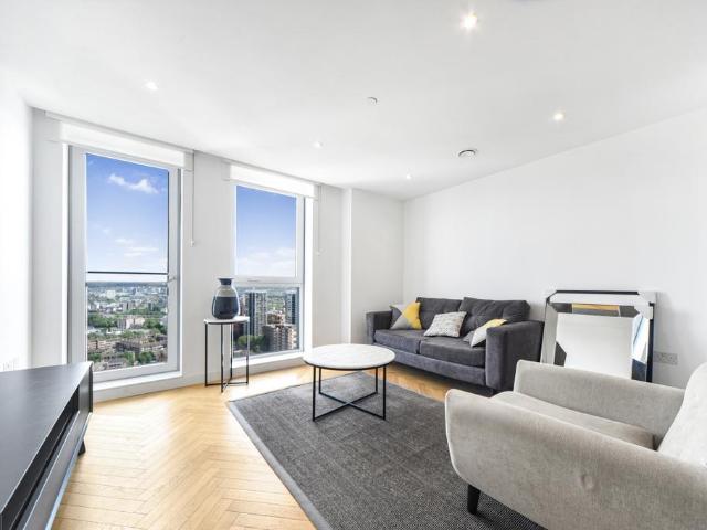 Flat for rent in Elephant and Castle, Isle Of Man
