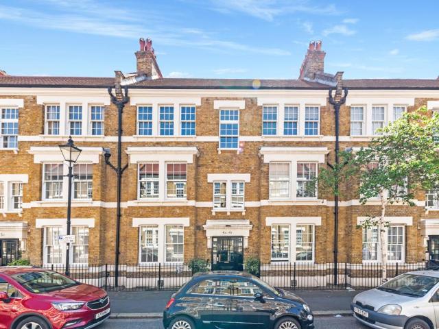 Flat for rent in Greater London