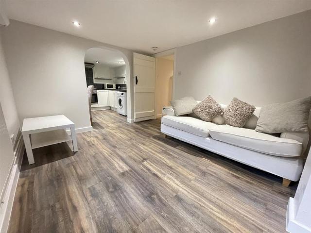 Apartment for rent in Headingley Hill, Headingley