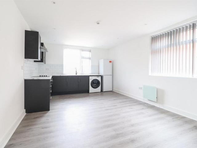 Apartment for rent in Spon End, West Midlands