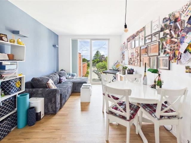 Apartment for rent in Streatham Hill, Greater London